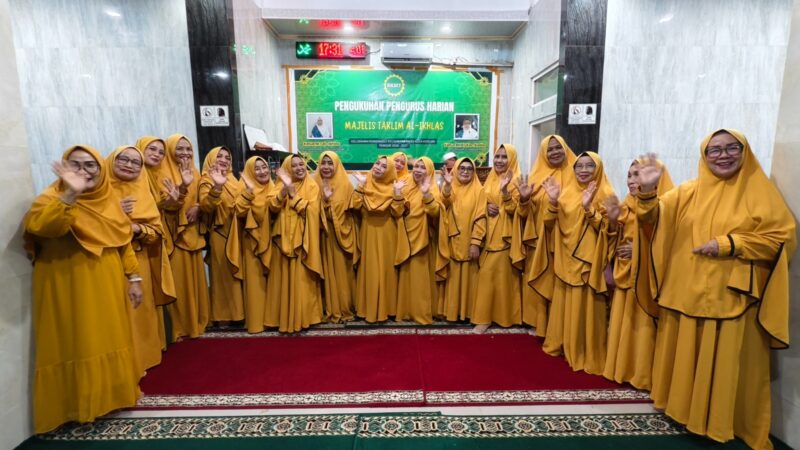 Video : BKMT Al-Ikhlas Pondambea Resmi Dikukuhkan, Menguatkan Dakwah dan Menyalakan Harapan di Tengah Masyarakat
