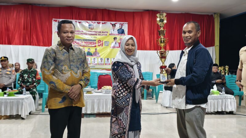 Mewakili Bupati Konsel, Staf Ahli Setda Riswan Mangidi Resmi Tutup Porseni Hari Jadi ke-20 dan HUT ke-81 RI Kecamatan Baito